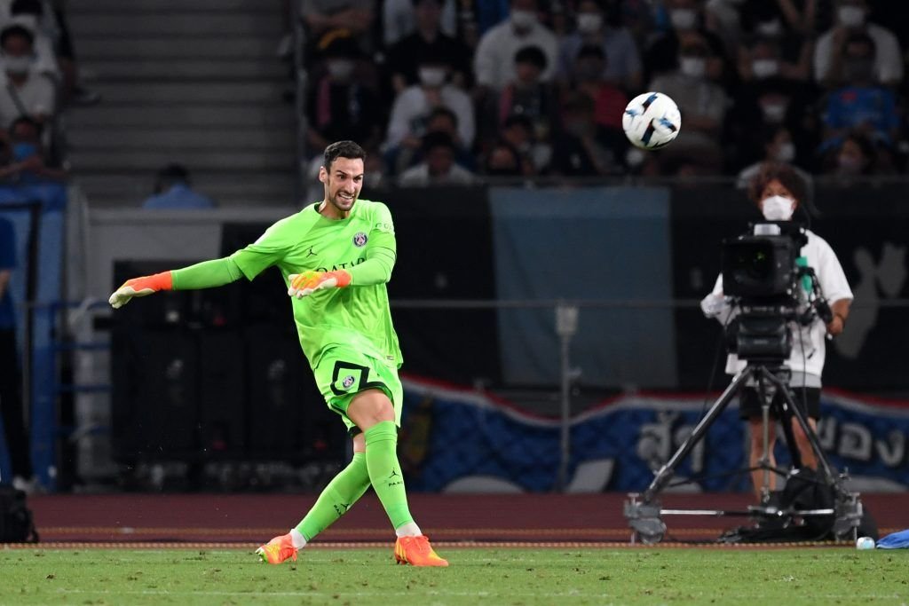 AC Milan want Sergio Rico from PSG