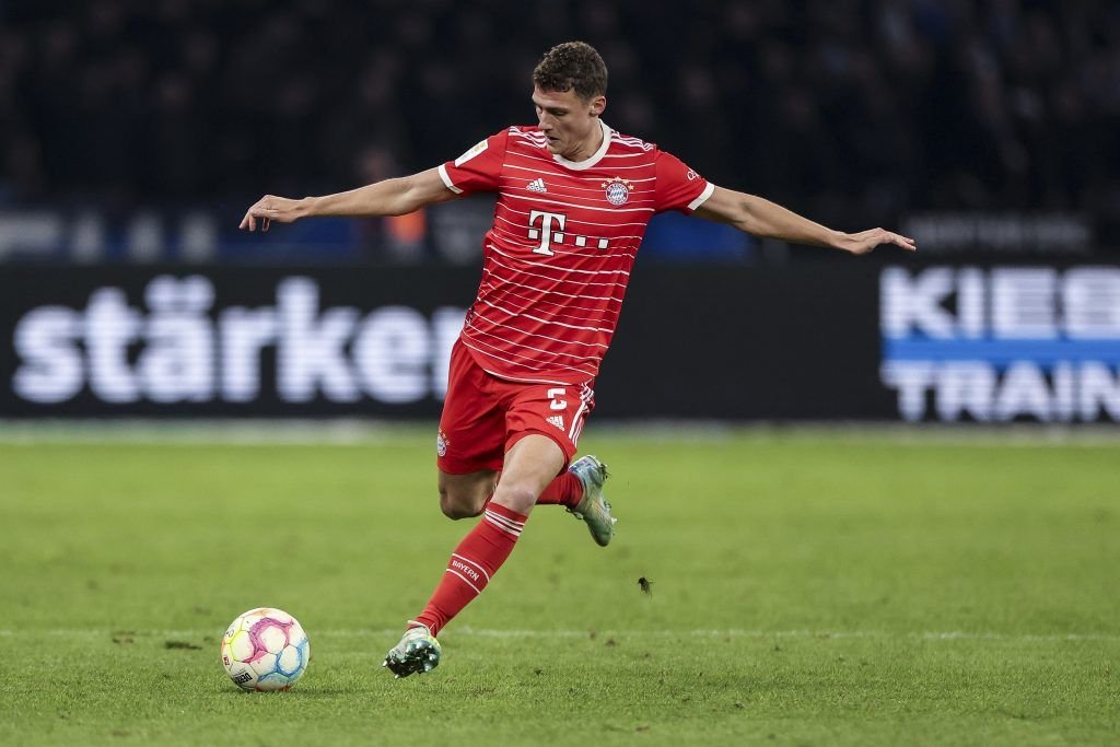 Barcelona in contact with Bayern Munich's Benjamin Pavard